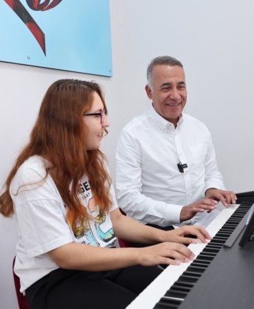 Sultangazi Belediyesi’nden müzik akademisi