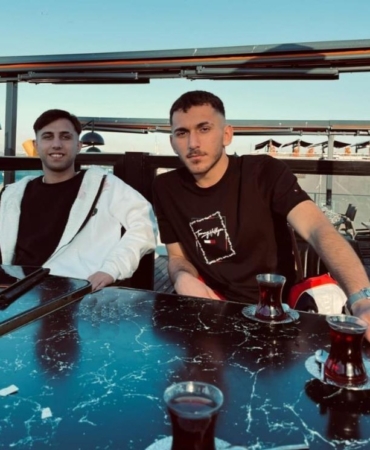 Sultangazi’de silahlı saldırıda hayatını kaybeden gencin cenazesi Adli Tıp Kurumu’ndan alındı