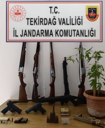 Tekirdağ’da uyuşturucu ve silah operasyonları