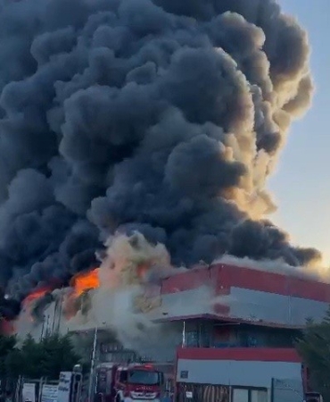 Tekirdağ’daki fabrika yangını büyük oranda kontrol altına alındı