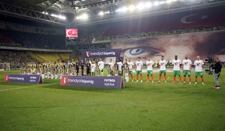 Trendyol Süper Lig: Fenerbahçe: 0 - Alanyaspor: 0 (Maç devam ediyor)