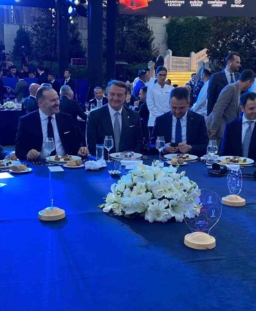 TRT, UEFA Kupaları Tanıtım Toplantısı programını gerçekleştirdi