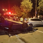 Tuzla’da kontrolden çıkan araç karşıdan gelen otomobile çarpıp takla attı: 1’i ağır 3 yaralı