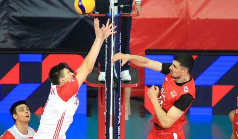 U20 Voleybol Erkek Milli Takımı, Avrupa Şampiyonası’na galibiyetle başladı