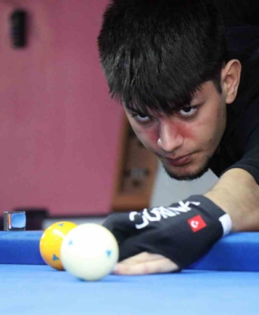 19 yaşında en büyük hayalini gerçekleştirerek dünya şampiyonu oldu