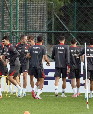 A Milli Futbol Takımı, İzmir’de İzlanda ile karşılaşacak