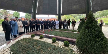 Adnan Menderes ve yol arkadaşları kabirleri başında anıldı