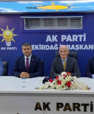 AK Parti’den tempoyu artırma mesajı