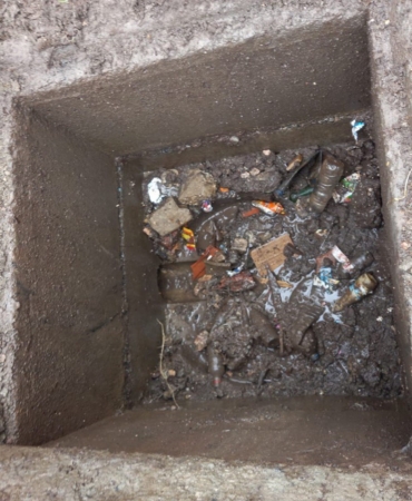 Alt yapı hatlarında temizlik: Kanalizasyon ve yağmursuyu hatlarında araç lastiği, beton parçaları çıktı