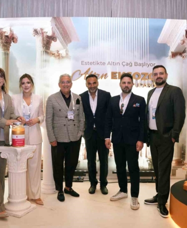 ’Altın Eksozom’ tanıtımında 400 uzman doktor bir araya geldi