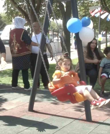 Arnavutköy’de Naim Süleymanoğlu Parkı açıldı