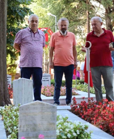 Asker arkadaşları Kocaeli’de özlem giderdi