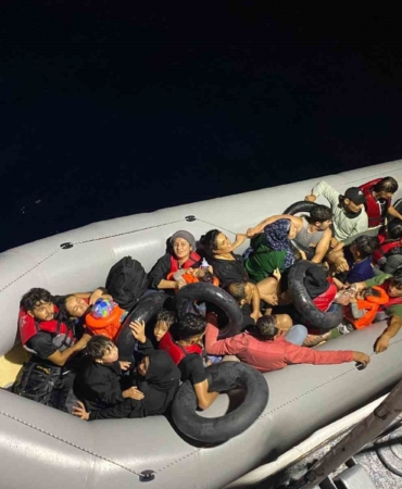 Ayvacık açıklarında 31 kaçak göçmen yakalandı