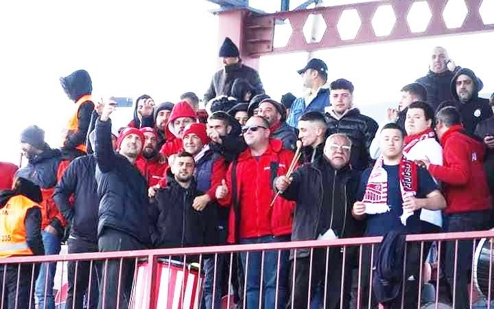 Ayvalıklı 10’lar’dan sitem