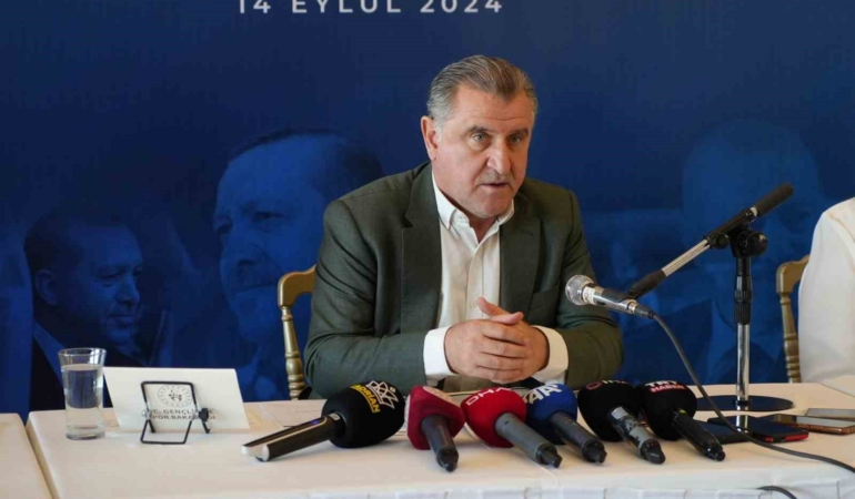 Bakan Bak: "Yurtlara başvuruların yüzde 91’ini yerleştirdik"