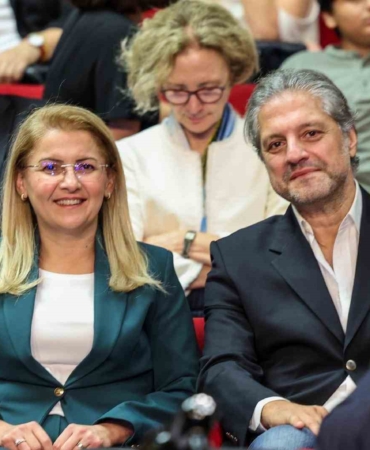 Bakırköy Belediye Başkanı Ovalıoğlu 10. Leyla Gencer Şan Yarışması finaline katıldı