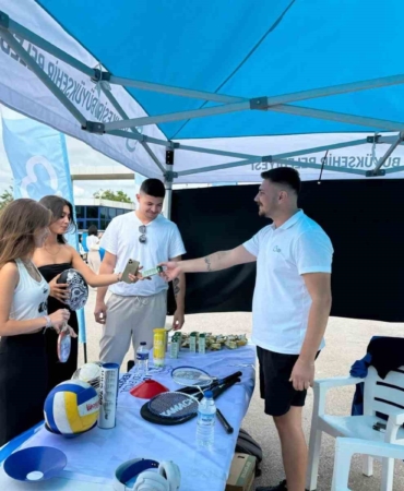 Balıkesir Büyükşehir Belediyesi, Bandırma’da üniversiteliler için bilgilendirme standı açtı