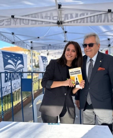 Bandırma Kitap Günleri "Nazım Hikmet" temasıyla coşkuyla devam ediyor