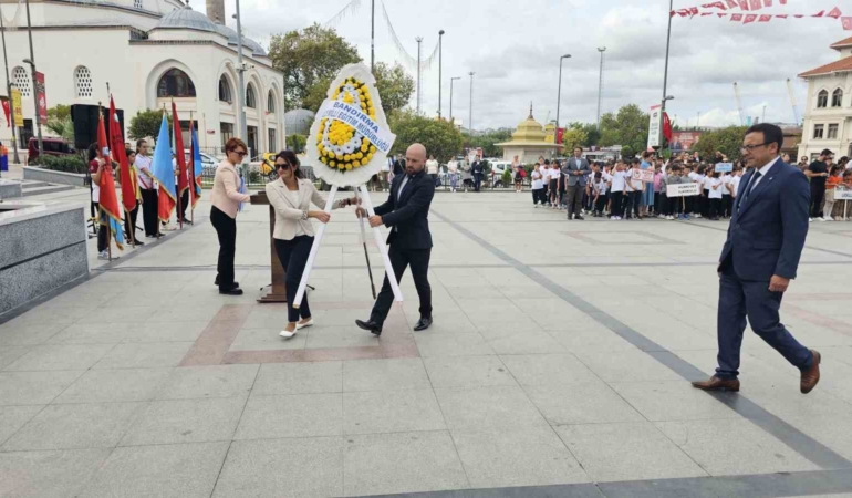 Bandırma’da İlköğretim Haftası coşkuyla kutlandı