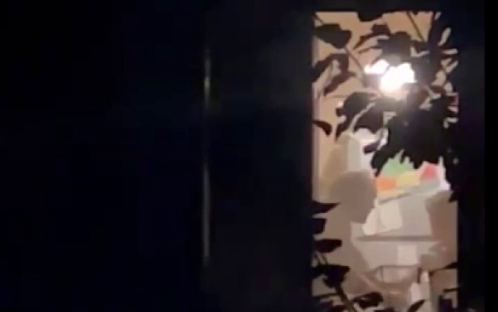 Başakşehir’de babadan oğluna "test" dayağı: O anlar kamerada