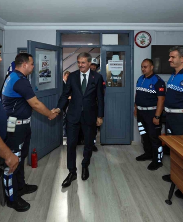 Başkan Alemdar: “Zabıta teşkilatımızı 10 yeni araçla güçlendiriyoruz”