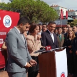 Başkan Esin Köymen, Süreyya Paşa Vakfı’na ait olan alışveriş alanıyla ilgili basına açıklamada bulundu