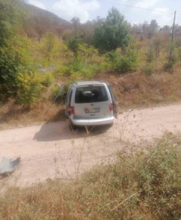 Bilecik’te otomobil şarampole devrildi: 3 yaralı