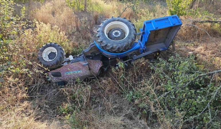 Bilecik’te traktör şarampole yuvarlandı: 1 ölü