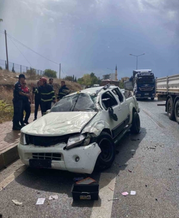 Bilecik’teki feci trafik kazasında ağır yaralanan sürücü hayatını kaybetti