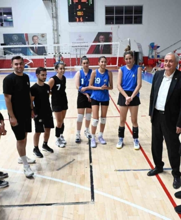 “Bizim Kızlar” hazırlık maçını 3-1 kazandı