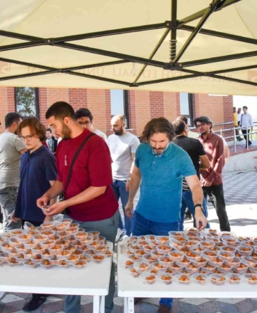BŞEÜ, merhum Yapı İşleri ve Teknik Daire Başkanı merhum İlbay Vurdular’ı unutmadı
