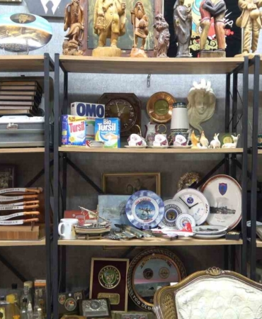 Bu dükkan müşterilerini geçmişe götürüyor