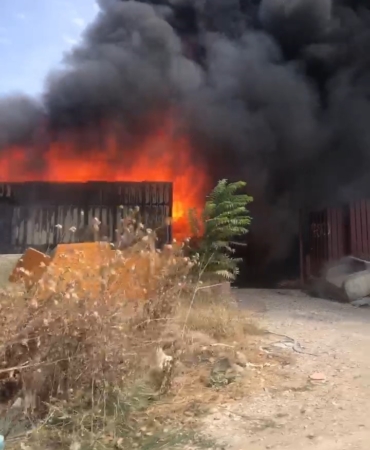 Bursa’da geri dönüşüm tesisinde yangın