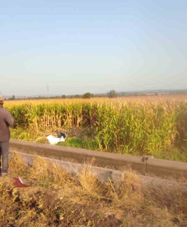 Çanakkale’de otomobil mısır tarlasına uçtu: Anne ve kızı hayatını kaybetti