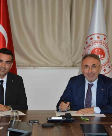 Çevre, Şehircilik ve İklim Değişikliği Bakanlığı ile Selpak Professional’dan iş birliği