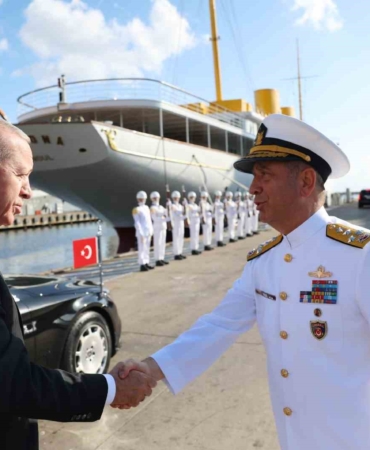 Cumhurbaşkanı Erdoğan yenilenen Savarona yatında incelemelerde bulundu