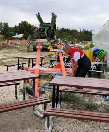 Deprem bölgesine Osmangazi eli