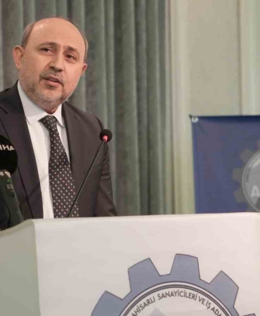 Duran: “İhracat için KOBİ’lerin önü açılmalı”