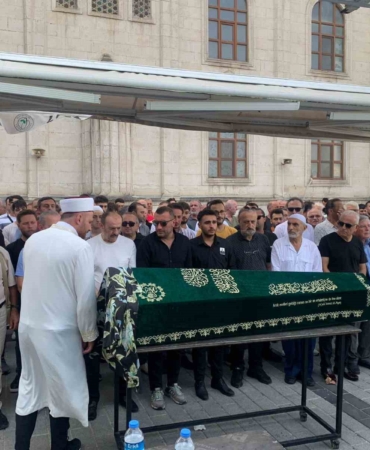 "Ekmek aptal toplumların gıdasıdır" diyen Kolivar öldü