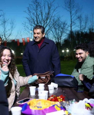 Esenler Belediyesi’nden öğrencilere destek