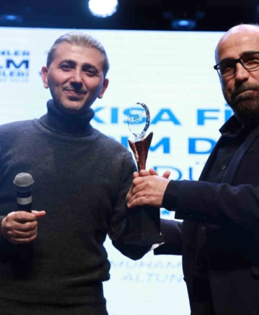 Esenler Film Festivali’nin yapımları ödüle doymuyor