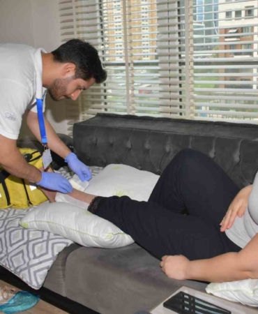 Esenyurt Belediyesi sağlık hizmetini vatandaşların ayağına götürüyor