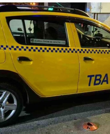 Fatih’te taksi sürücüsü yolcusundan 25 bin 250 lira ücret aldı