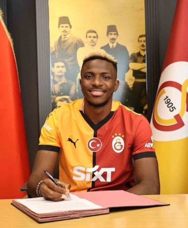 Galatasaray, Victor Osimhen’i kadrosuna kattı
