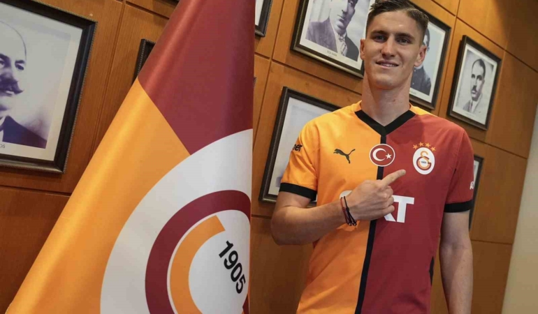 Galatasaray, yeni transferi Roland Sallai ile sözleşme imzaladı