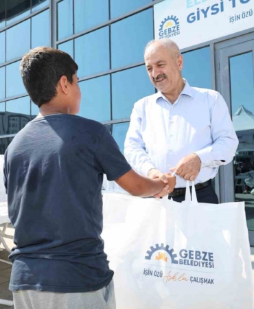 Gebzeli öğrencilere eğitim desteği