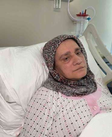 Geçirdiği ameliyatla kalça kemiği olmayan hasta yapay kalça implantı ile sağlığına kavuştu