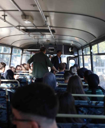 Gemlik Belediyesi’nden öğrencilere ücretsiz servis