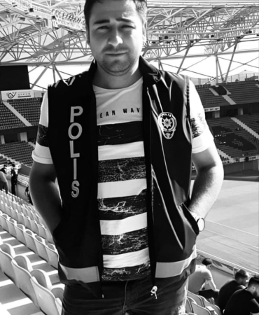 Görevi başında kalp krizi geçiren polis hayatını kaybetti