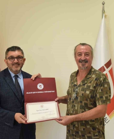 Güzel Sanatlar ve Tasarım Fakültesi Dekanlığına atanan Prof. Dr. Yurdakul görevine başladı